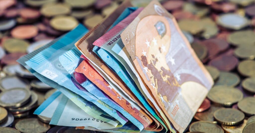 How much will a $10,000 loan cost me monthly?