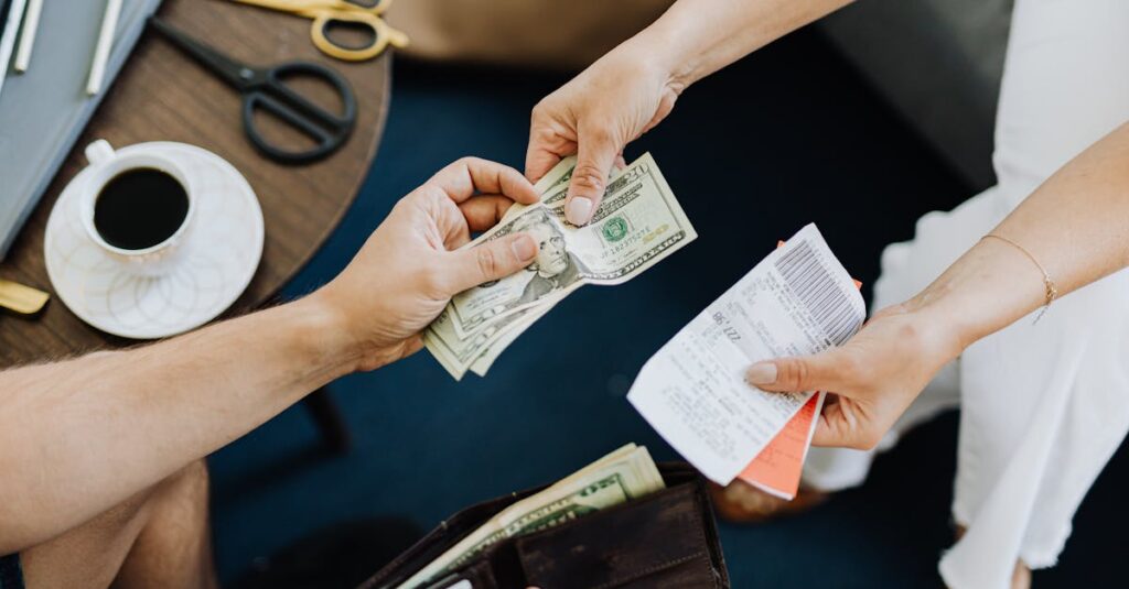What credit score is needed for a $2000 loan?
